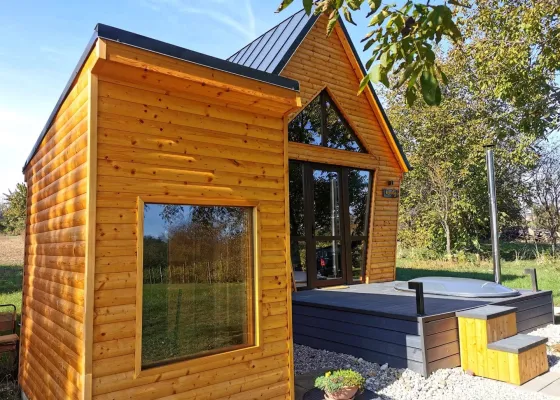 Könnyüszerkezetes apartman, Becefa